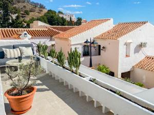 Balkón alebo terasa v ubytovaní Newly renovated apartment in Nerja with huge pool