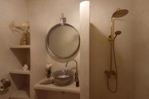 Koupelna v ubytování Riad La Fayette Bed & Breakfast