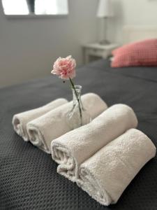 Postel nebo postele na pokoji v ubytování Apartmány Ellie