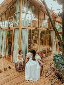 Um restaurante ou outro lugar para comer em Căn Bali (Moon Villa Sóc Sơn)