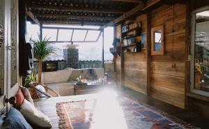Posezení v ubytování Di House Đà Lạt