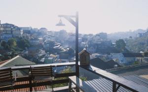 Balkón nebo terasa v ubytování Di House Đà Lạt