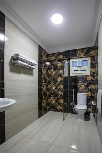 A bathroom at Skyline Premium Properties