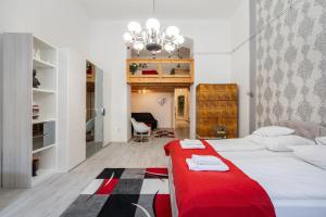 Red Romance Apartment 1067 Budapest, 8 Eötvös utca kép - 2