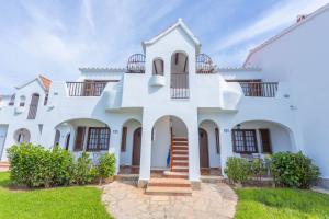 Το κτήριο όπου στεγάζεται  το διαμέρισμα