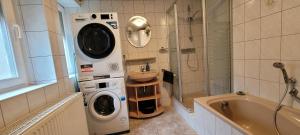 Koupelna v ubytování Suhl - Ihre erholsame Arbeiterwohnung in Zentrumnähe + 4 fotografie