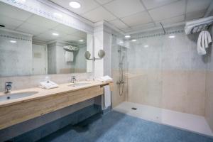 Koupelna v ubytování Hotel Bartos