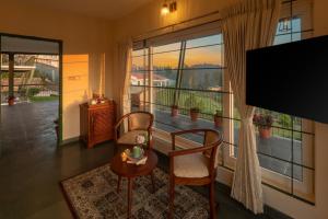 Solitude by Nature Resorts and Stays的电视和/或娱乐中心