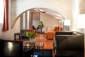 Area soggiorno di Hôtel Cloitre Saint Louis Avignon