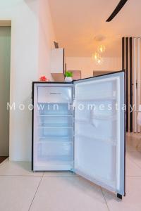 Kuchyň nebo kuchyňský kout v ubytování Comfy Studio Room by Moowin