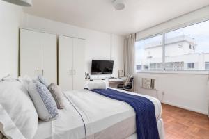 Lova arba lovos apgyvendinimo įstaigoje Unhotel - Perfeito Apartamento Temporada no Leblon, Perto da praia