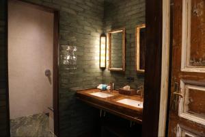 Koupelna v ubytování Brody House - boutique hotel + 37 fotografií