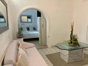 Кровать или кровати в номере Encantadora Casa Zona Dorada Brisas Beach 10% DESC +45 фотографий