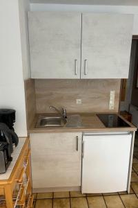 Küche/Küchenzeile in der Unterkunft Apartment Muschelweg-1 by Interhome