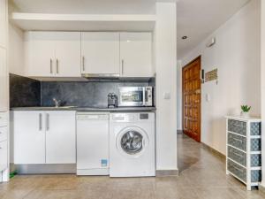 Kép Apartment Port Empuries by Interhome szállásáról Empuriabravában a galériában