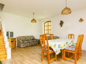 Posedenie v ubytovaní Holiday Home Elisabeth by Interhome