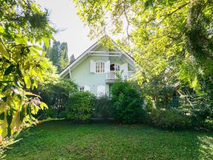 Vonkajšia záhrada v ubytovaní Holiday Home Elisabeth by Interhome