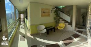 Khu vực ghế ngồi tại Hotel Cuellar