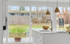 Zahrada ubytování 3 Bedroom Lovely Home In Gilleleje