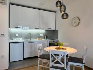 Ana bianco, Novi Sad (updated prices 2026)