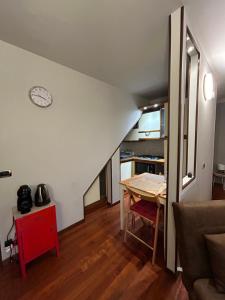 Η κουζίνα ή μικρή κουζίνα στο Sandro’s Home +3 φωτογραφίες