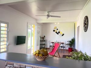 TV o dispositivi per l'intrattenimento presso appartement entier en Martinique Le Khan