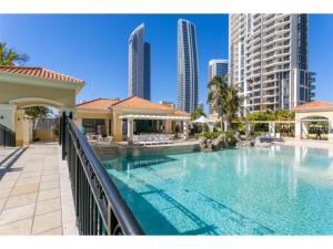 Foto dalla galleria di Beachside 2-Bed with Parking, Pools, Spa, Gym, BBQ a Gold Coast
