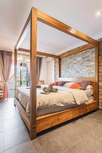 Divstāvu gulta vai divstāvu gultas numurā naktsmītnē Villa La Kahina Guadeloupe
