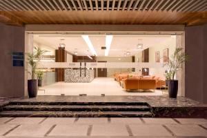 Keys Select by Lemon Tree Hotels, Udaipur的休息区