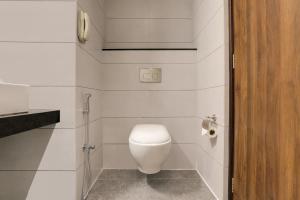 Keys Select by Lemon Tree Hotels, Udaipur的一间浴室