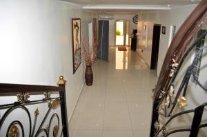 Mynd úr myndasafni af De Rigg Place - Alaka Estate, Surulere í Lagos
