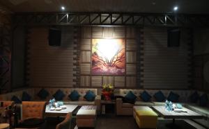 Hotel Swarn Towers的休息区