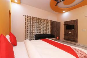 Ліжко або ліжка в номері Hotel Utkarsh Villa