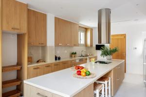 A kitchen or kitchenette at Ker Estate by Ethos Hospitality