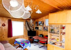 Bungalow und Ferienwohnung auf Rügen的厨房或小厨房