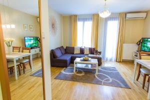 Colours Apartments Superior with FREE Parking 1075 Budapest, 9 Kazinczy utca kép - 2