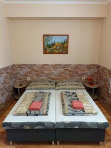 Postel nebo postele na pokoji v ubytování Abturist penzion + 35 fotografií
