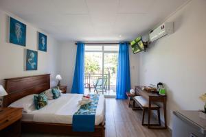 Postel nebo postele na pokoji v ubytování Chez Marston + 28 fotografií