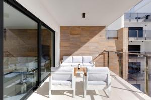 Balkón nebo terasa v ubytování BIOKO Holiday Apartment