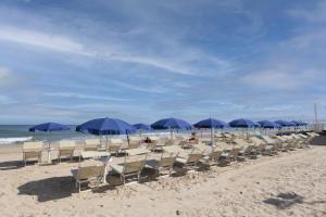 Пляж на территории отеля или поблизости