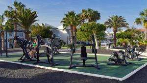 Posilňovňa alebo fitness centrum v ubytovaní H10 Ocean Suites
