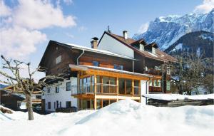 Cozy Apartment In Ehrwald With House A Mountain View talvella