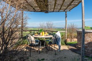 Zahrada ubytování Sunflower con vista su Siena