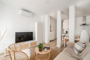 Posezení v ubytování Brand new 2-bed apartment in the heart of Madrid