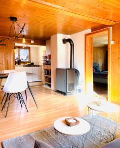 Posezení v ubytování Charming, well-equipped Alpine apartment