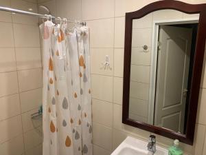 Ванная комната в Piiri 12, white Apartment - 2 big beds - Very Cute Apartment