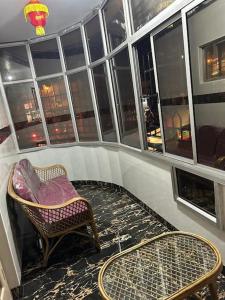 Ein Sitzbereich in der Unterkunft Mangala stay home (Malleshwaram) Ground Floor Apts