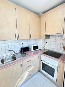 Kuchnia lub aneks kuchenny w obiekcie Apartamento San Juan 3