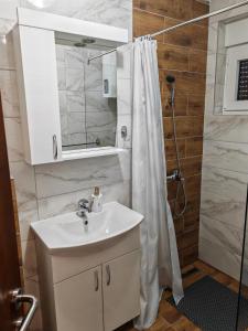 Kúpeľňa v ubytovaní Apartman Monika 2