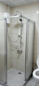 Koupelna v ubytování KARYA OTEL